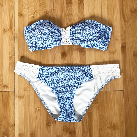 Victoria's Secret Other - Blue & White Victoria's Secret Bandeau Bikini
